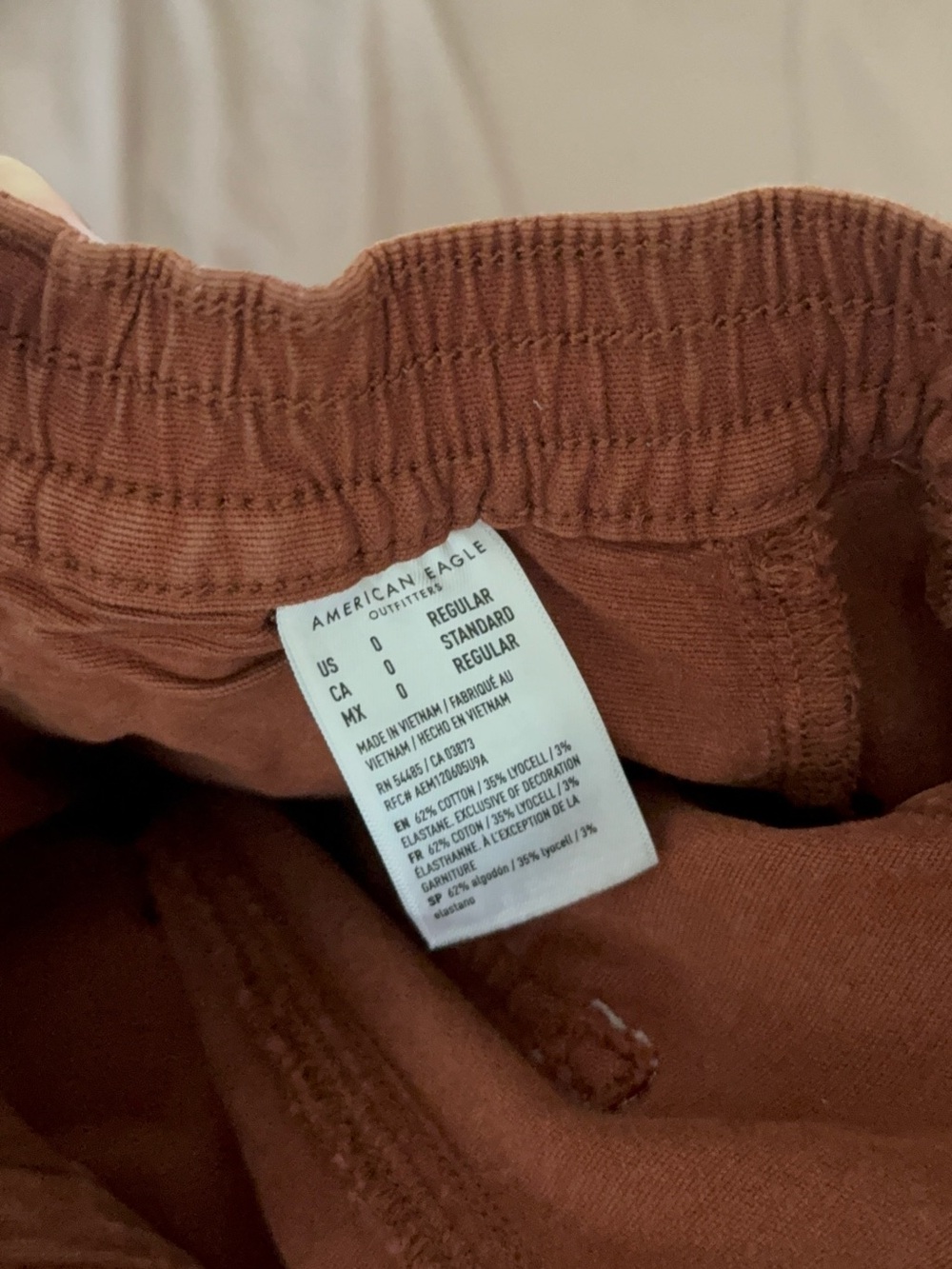 American Eagle and Hollister cargo pants - Picture 3 of 4